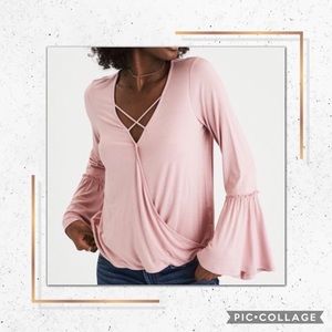 ✨2/$30✨ LIGHT PINK CROSS OVER FRONT V-NECK BLOUSE✨